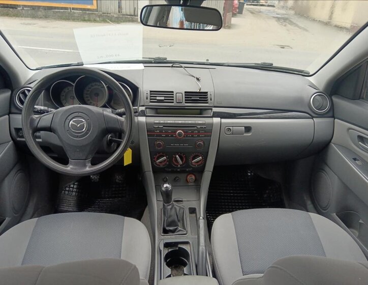 Mazda 3 Hatchback 1,3 l 62 kw