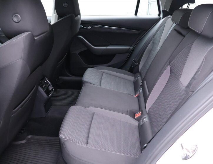 Škoda Octavia Kombi 999,0 81 kw