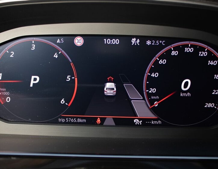 Volkswagen Arteon Kombi 2,0 l 147 kw