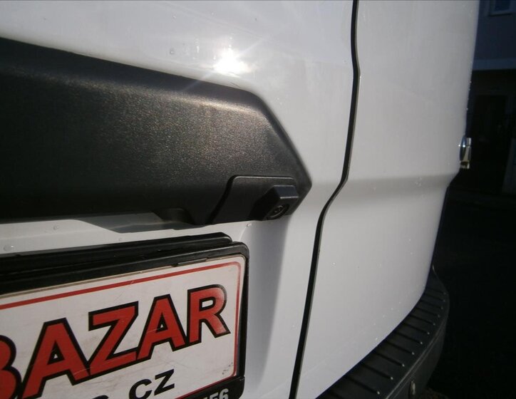 Ford Transit Custom 9