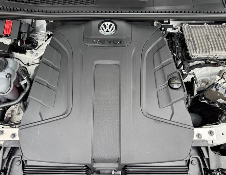 Volkswagen Touareg Kombi 3,0 l 210 kw