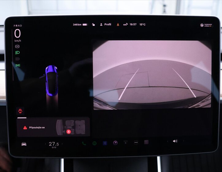 Tesla Model 3 Sedan / Limuzína 0,0 324 kw