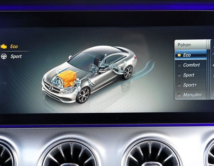 Mercedes-Benz Třídy E 38