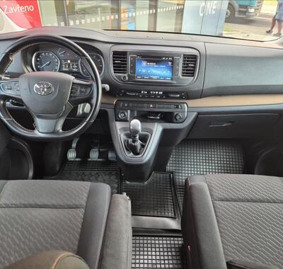 Toyota ProAce 13