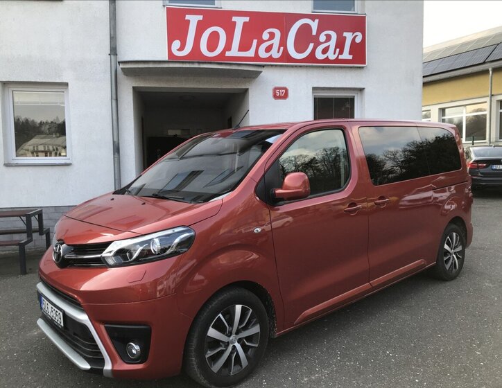 Toyota ProAce Kombi 2,0 l 110 kw