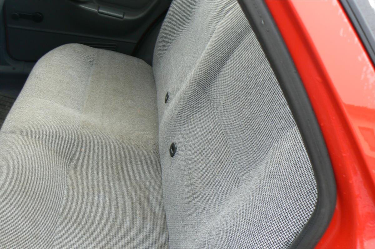 Ford Sierra Hatchback 1,6 l 55 kw