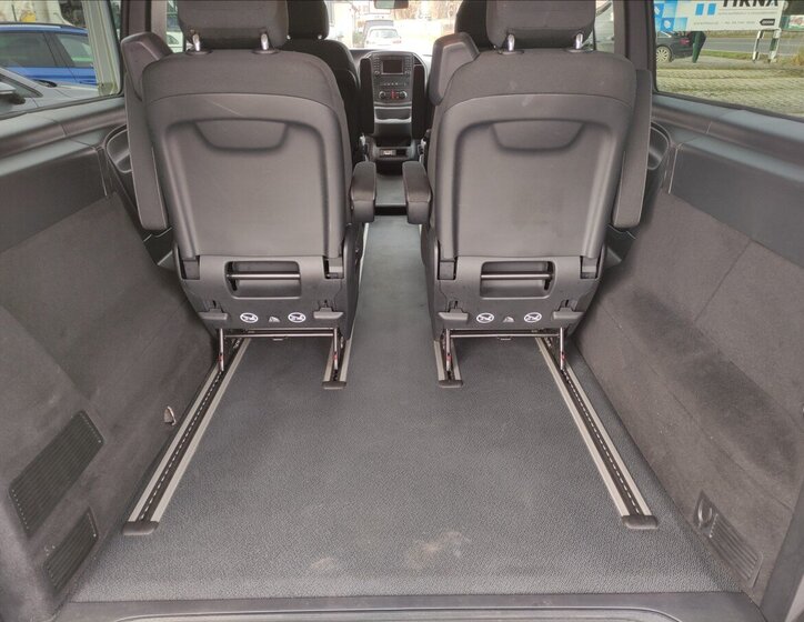 Mercedes-Benz Vito 15