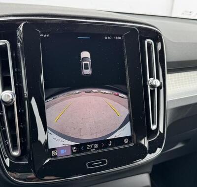 Volvo XC40 19