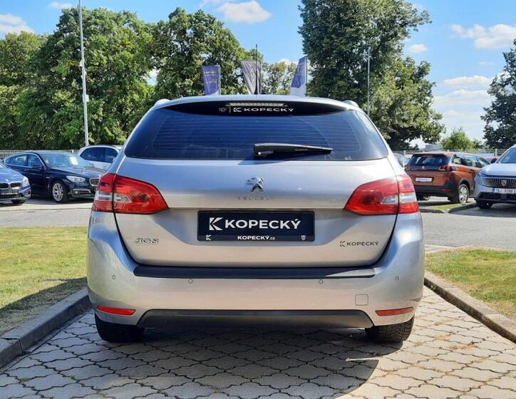 Peugeot 308 10