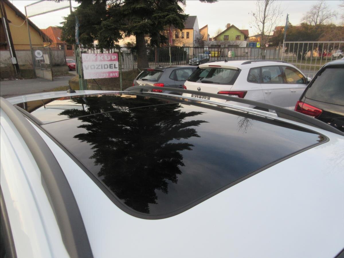 Škoda Octavia Kombi 2,0 l 110 kw