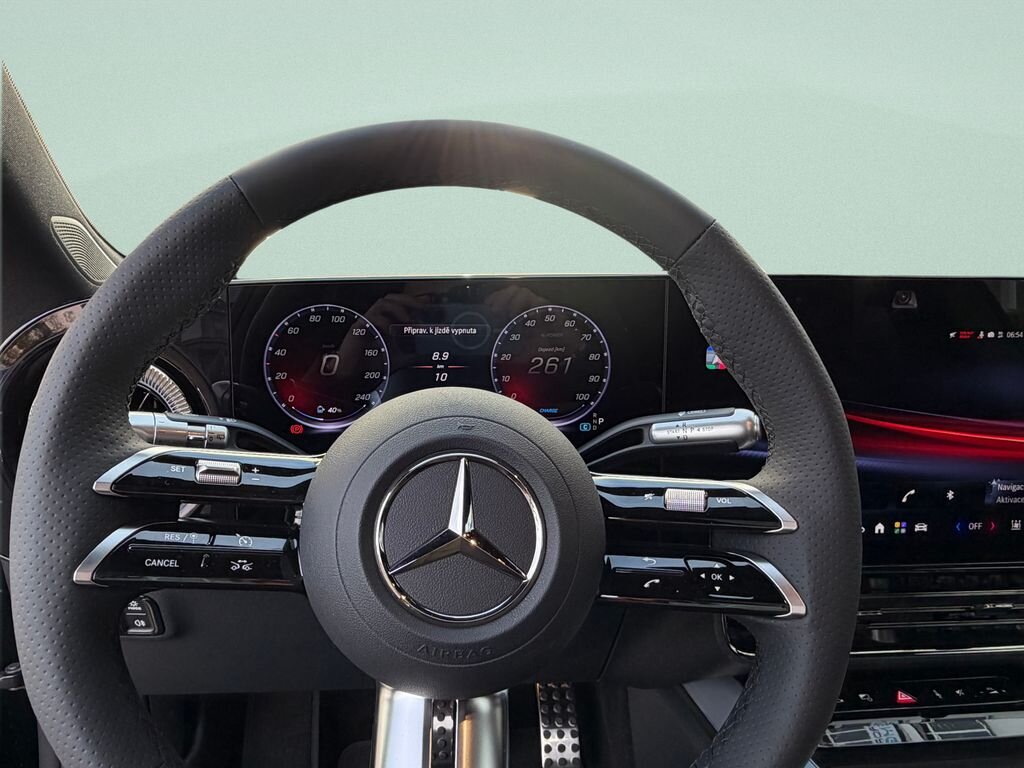 Mercedes-Benz CLA Kombi 0,0 260 kw