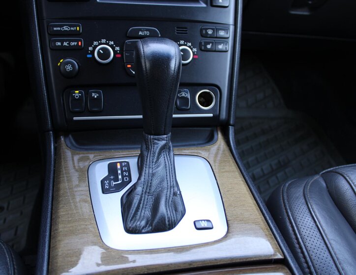 Volvo XC90 SUV / Terénní 2,4 l 136 kw