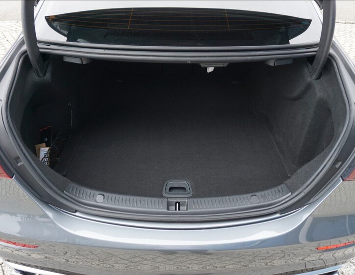 Mercedes-Benz Třídy E Sedan / Limuzína 3,0 l 320 kw