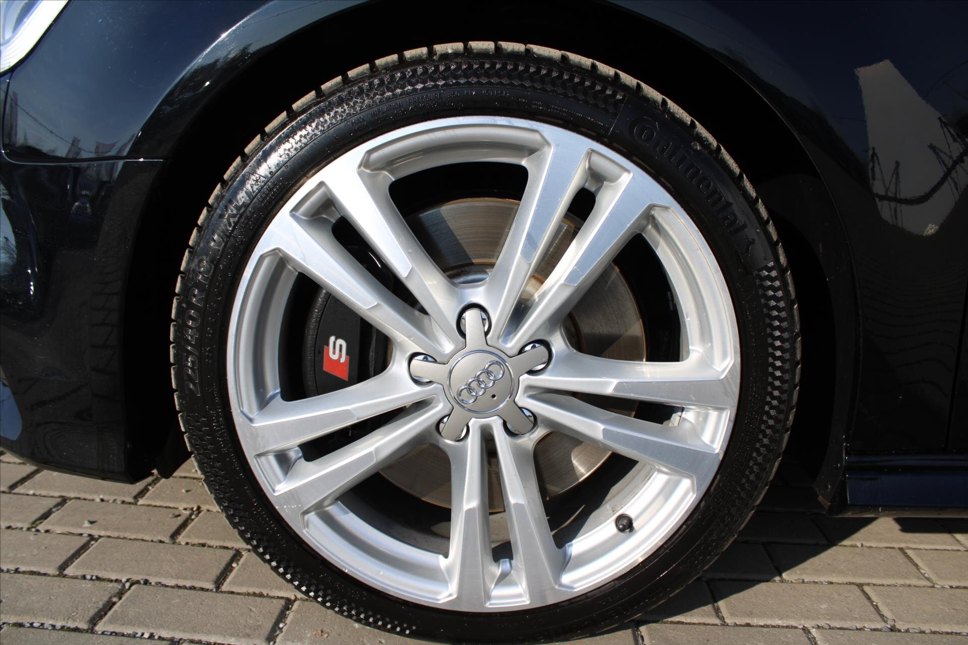 Audi S3 Hatchback 2,0 l 221 kw