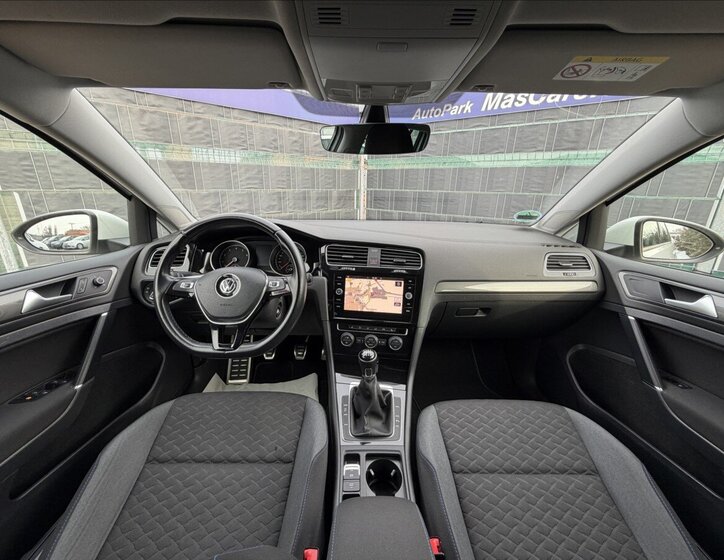 Volkswagen Golf Kombi 999,0 81 kw