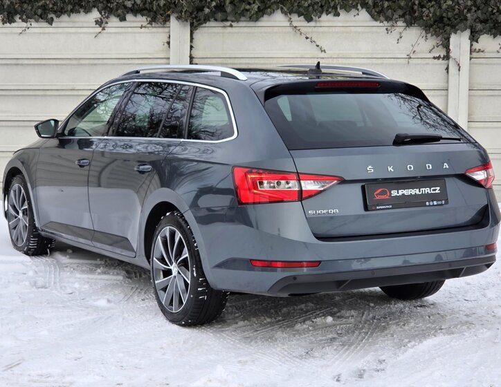 Škoda Superb Kombi 2,0 l 110 kw