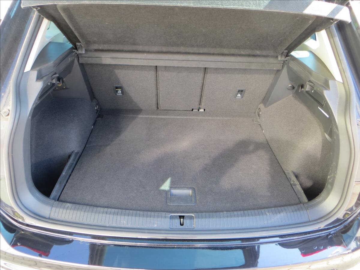 Volkswagen Tiguan SUV / Terénní 1,5 l 110 kw