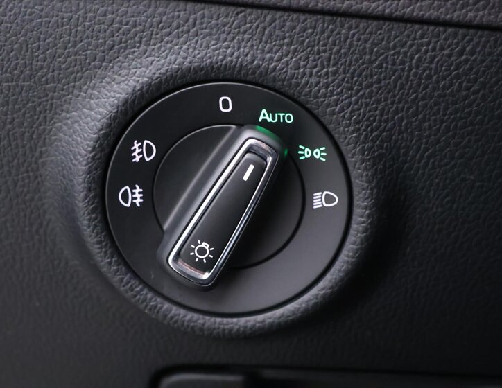 Škoda Superb Liftback 2,0 l 140 kw