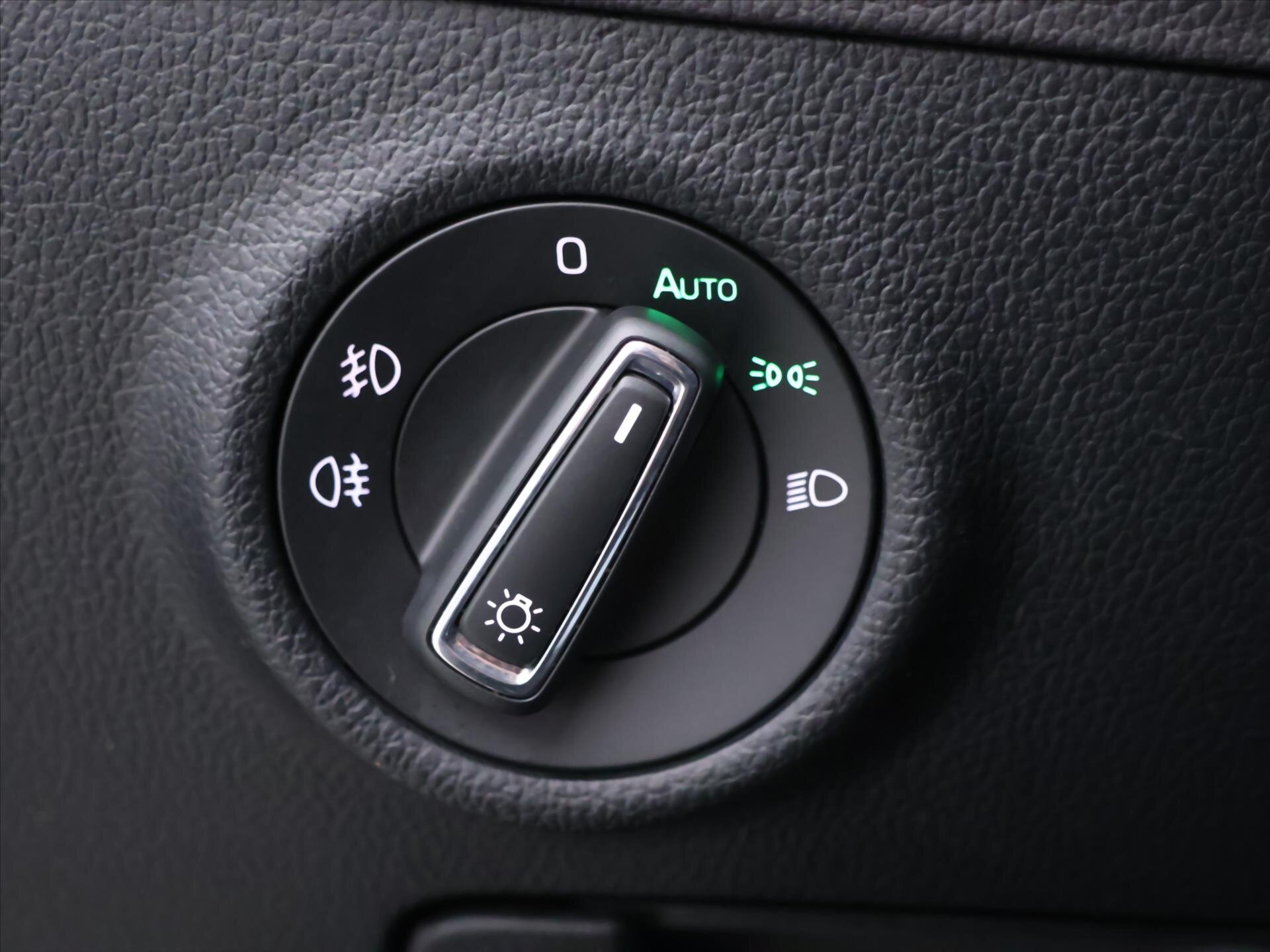 Škoda Superb Liftback 2,0 l 140 kw