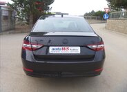 Škoda Superb Liftback 2,0 l 140 kw