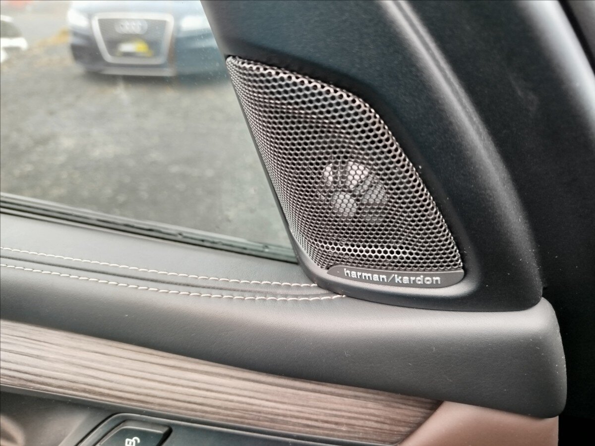 BMW X5 SUV 3,0 l 280 kw