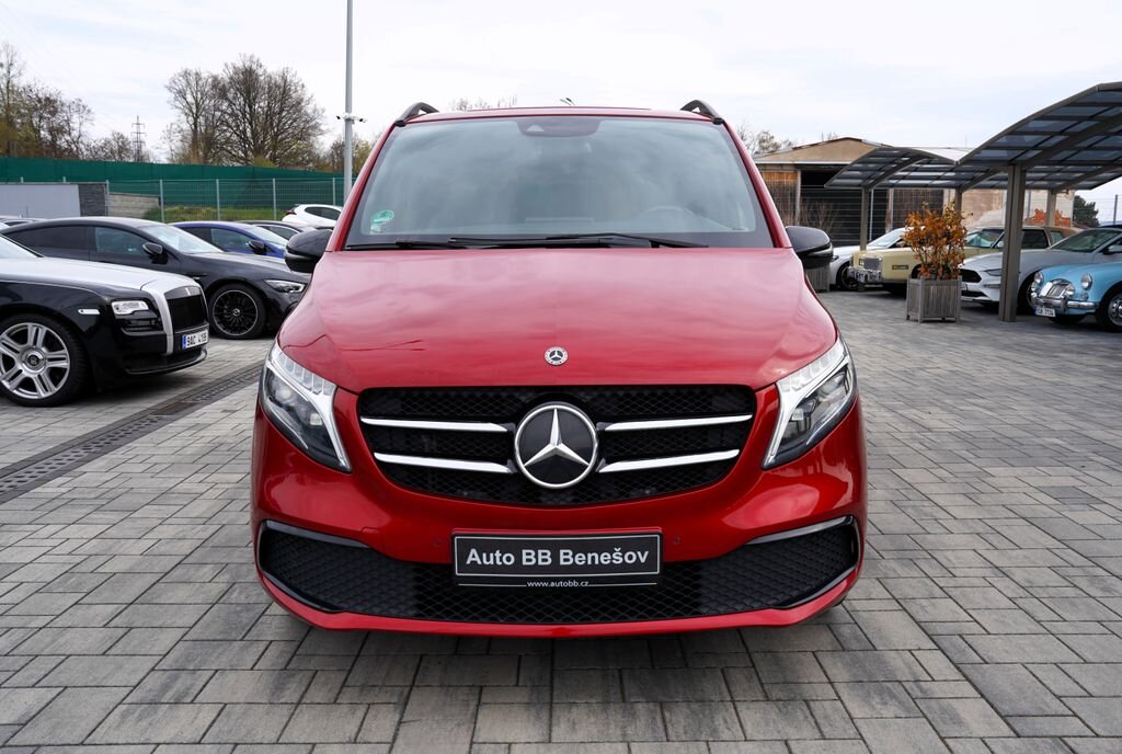 Mercedes-Benz Třídy V MPV 2,0 l 176 kw