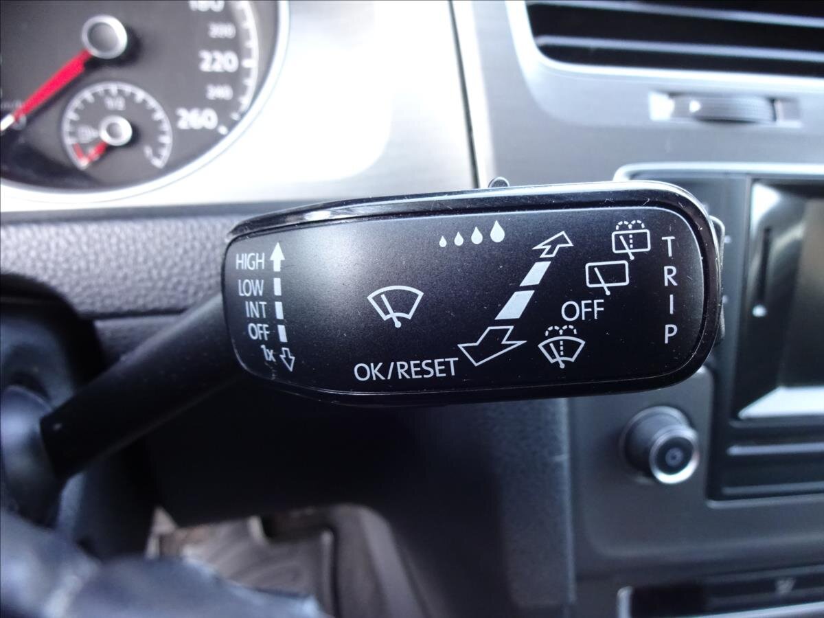 Volkswagen Golf Kombi 1,2 l 77 kw