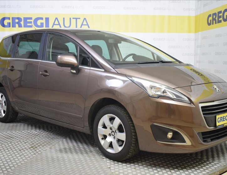 Peugeot 5008 MPV 1,6 l 88 kw