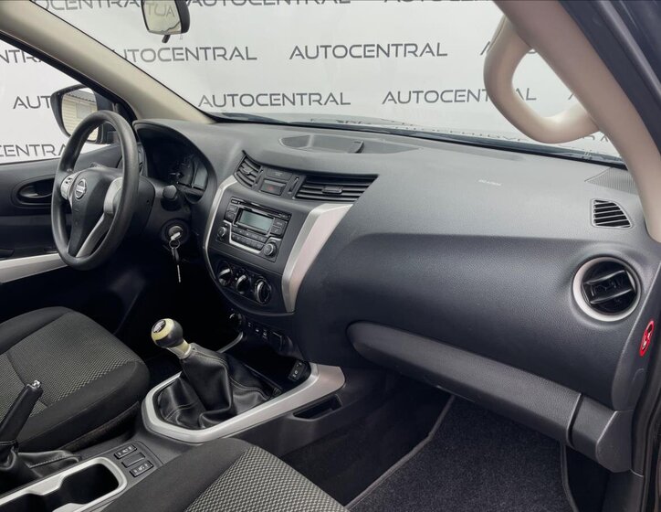 Nissan Navara 16