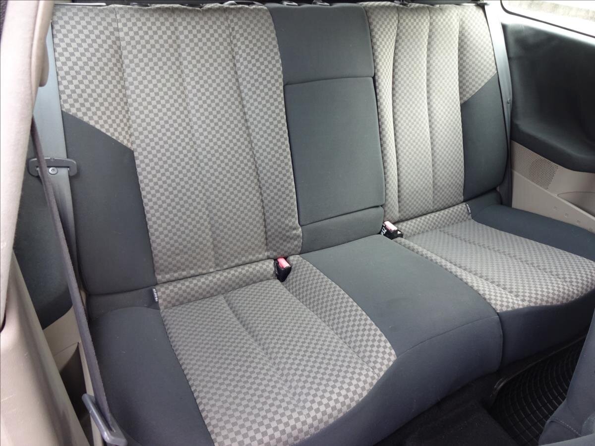 Renault Mégane Hatchback 1,4 l 72 kw