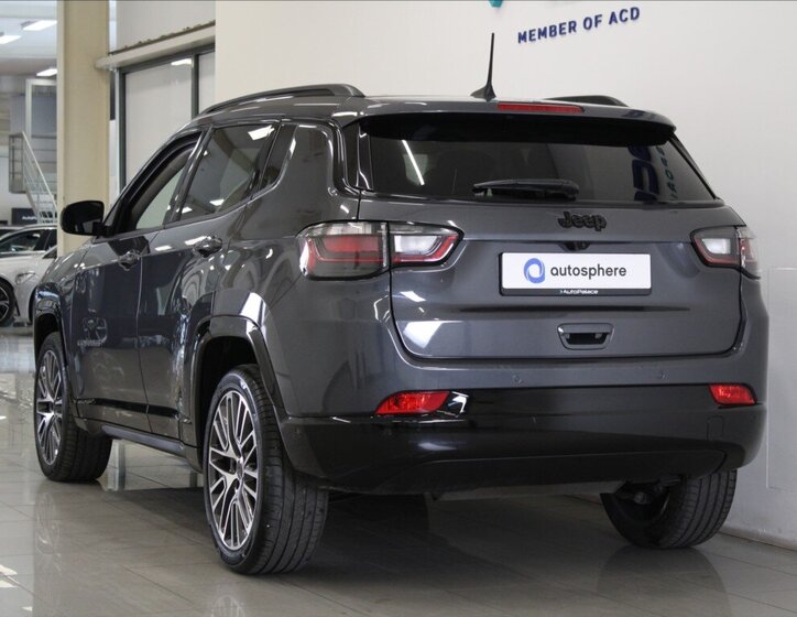 Jeep Compass SUV / Terénní 1,5 l 96 kw