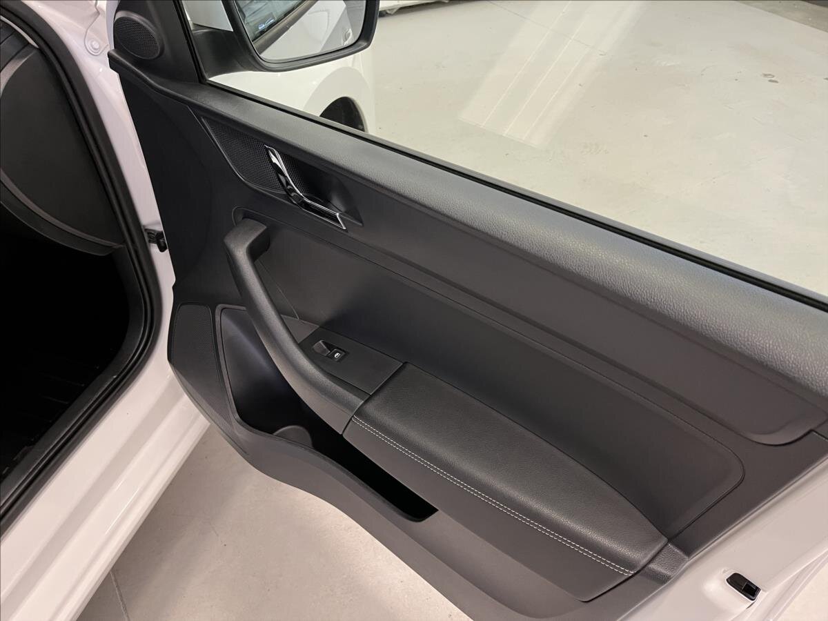 Škoda Rapid Liftback 1,2 l 66 kw