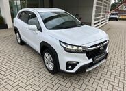 Suzuki S-Cross 8