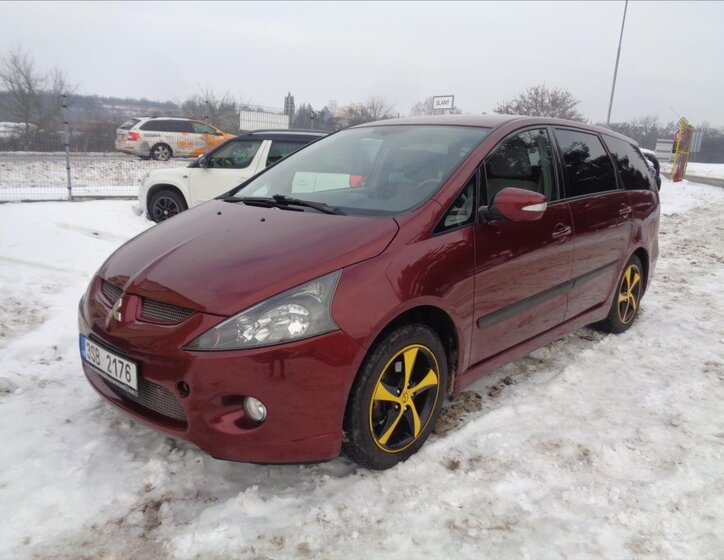 Mitsubishi Grandis Kombi 2,4 l 121 kw