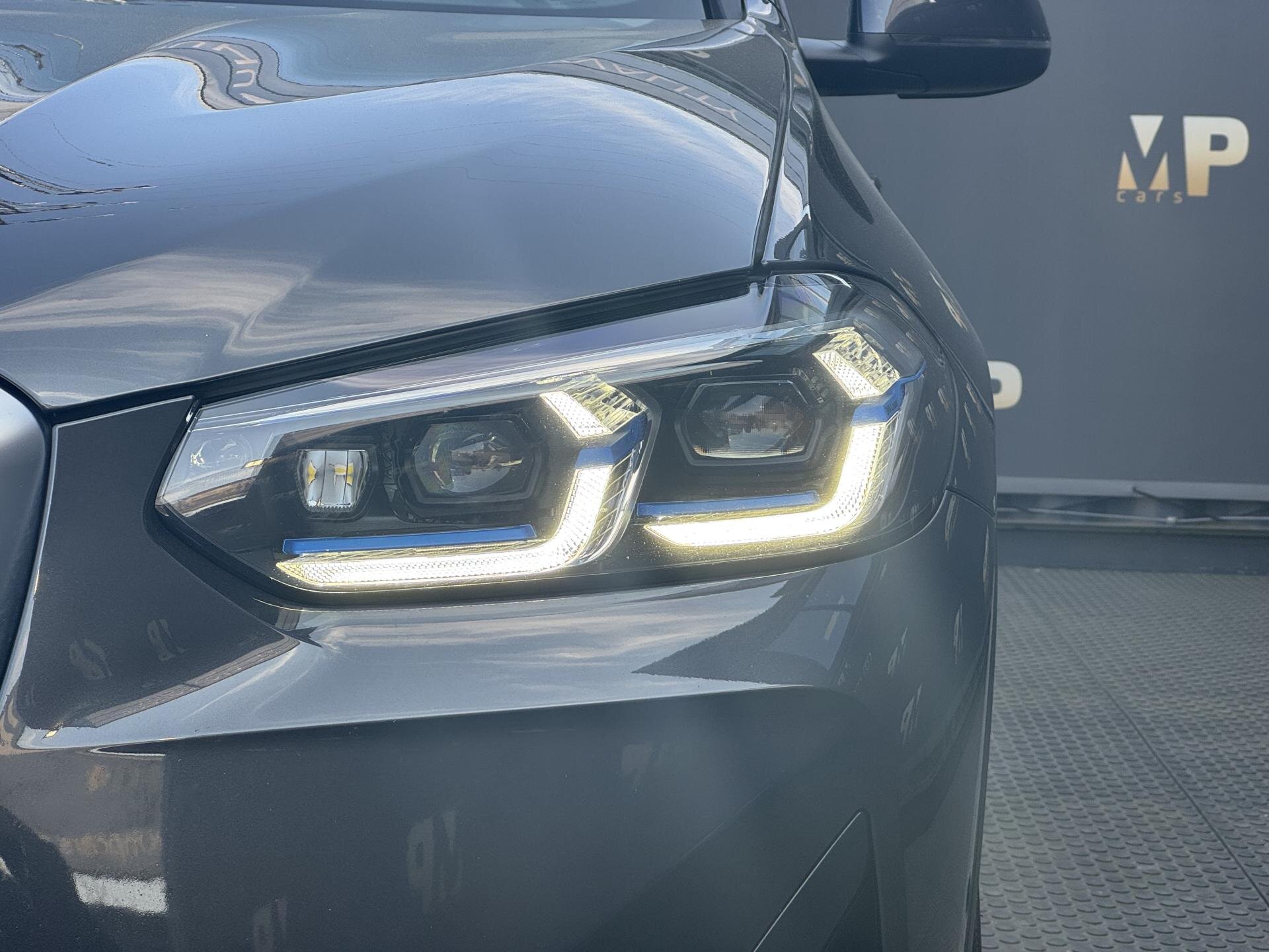 BMW X4 SUV / Terénní 2,0 l 140 kw