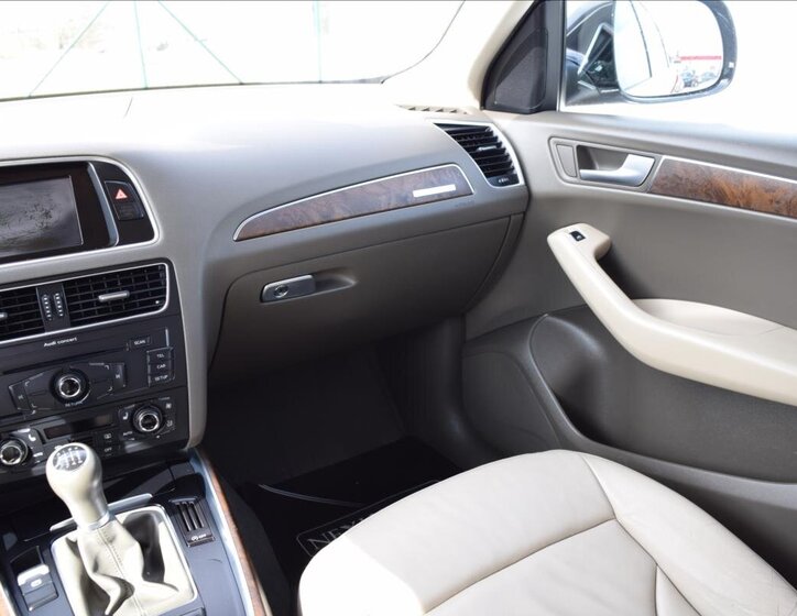 Audi Q5 SUV / Terénní 2,0 l 105 kw