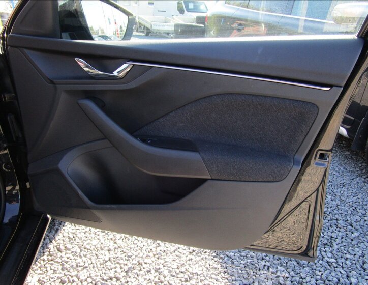 Škoda Scala Hatchback 999,0 85 kw