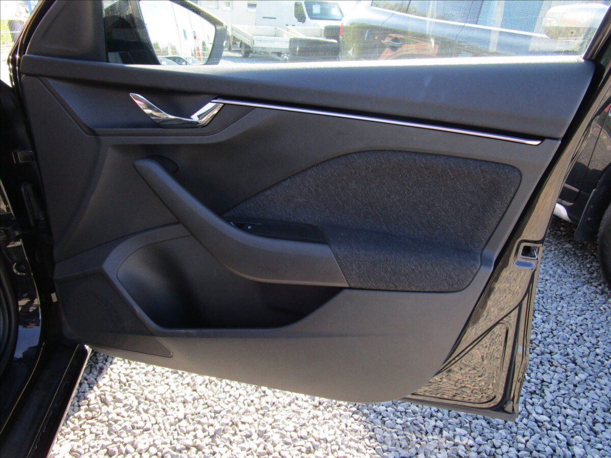 Škoda Scala Hatchback 999,0 85 kw