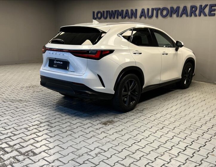 Lexus NX 350h 2