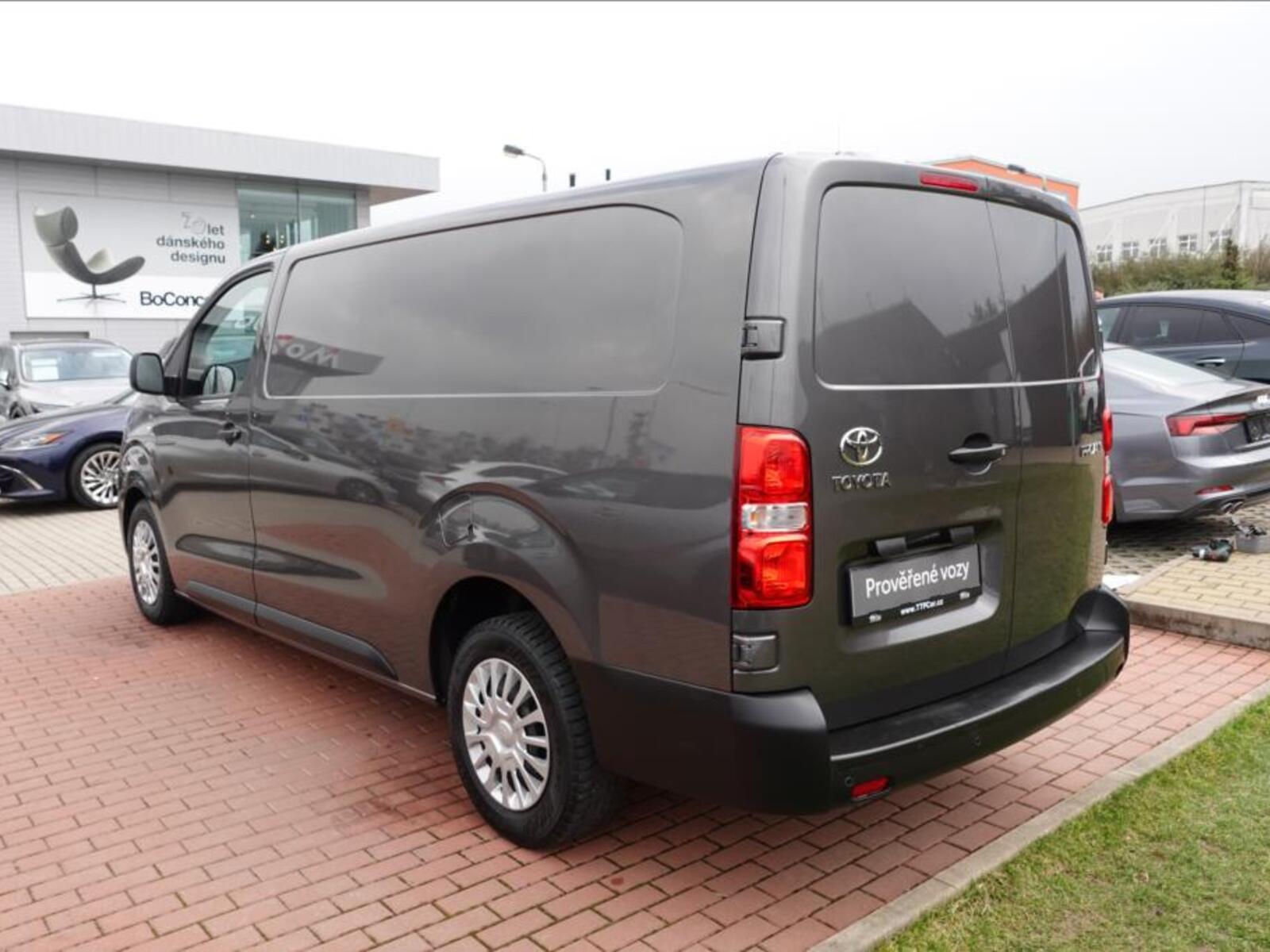 Toyota ProAce 6