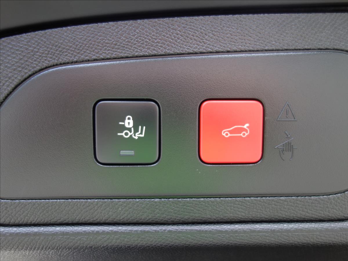 DS Automobiles DS7 Crossback