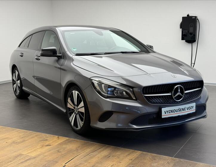 Mercedes-Benz CLA 3