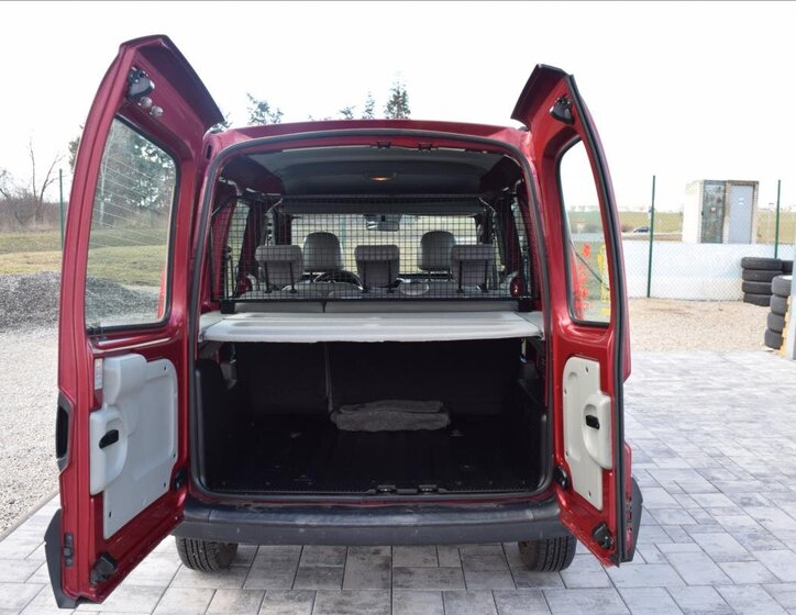 Renault Kangoo Kombi 1,1 l 55 kw