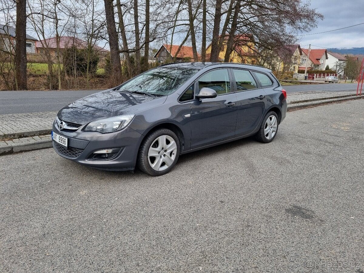 Opel Astra Kombi 0,0 121 kw
