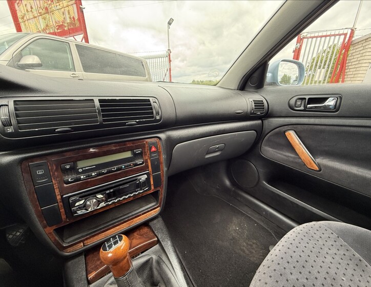 Volkswagen Passat 10