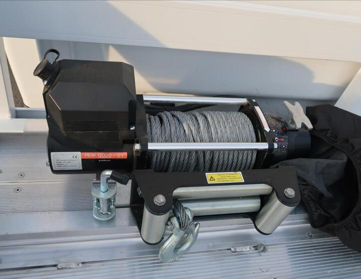 Mercedes-Benz Sprinter 19