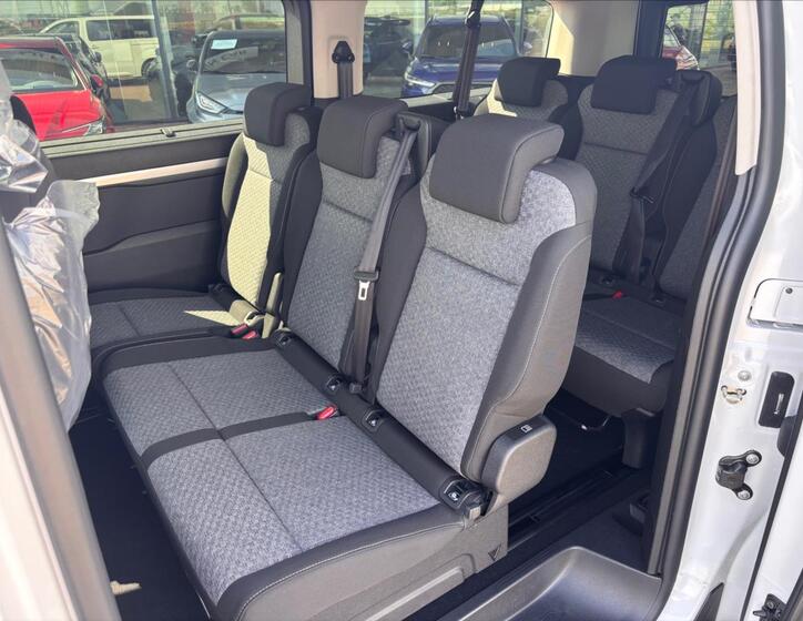 Toyota ProAce Verso 11