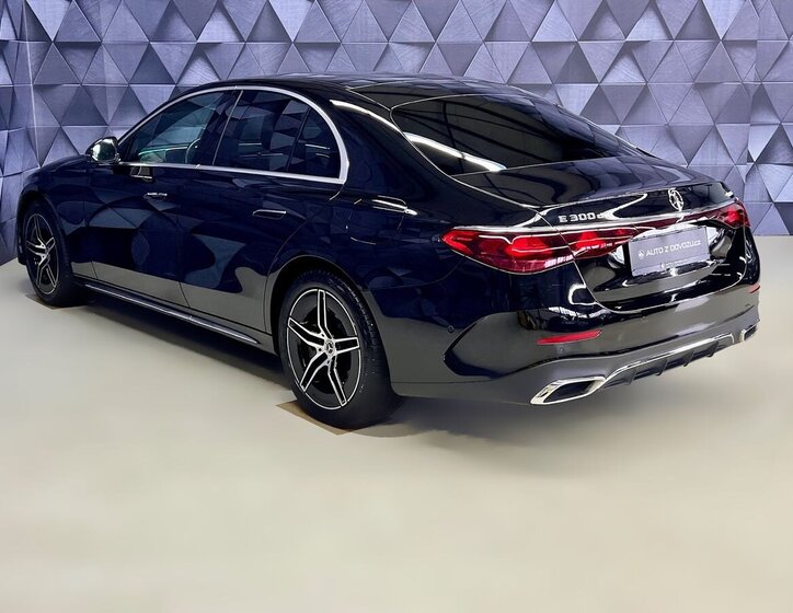 Mercedes-Benz Třídy E Sedan 2,0 l 240 kw