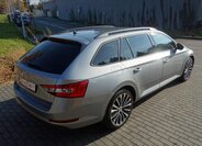 Škoda Superb 12