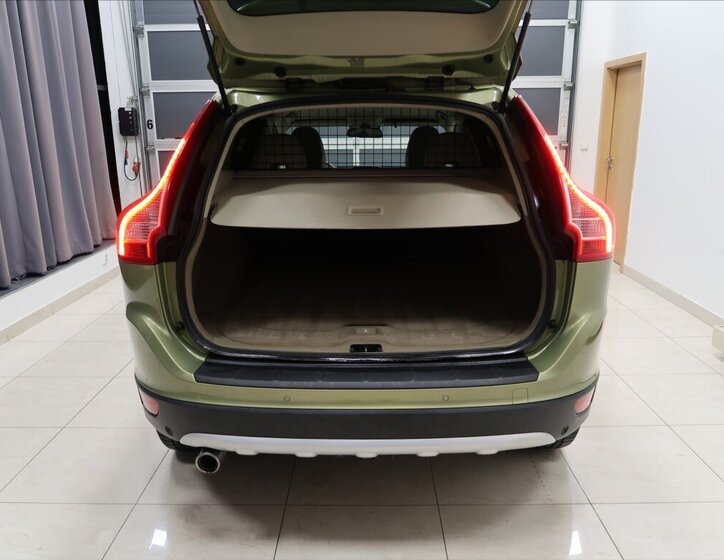 Volvo XC60 SUV / Terénní 2,4 l 120 kw